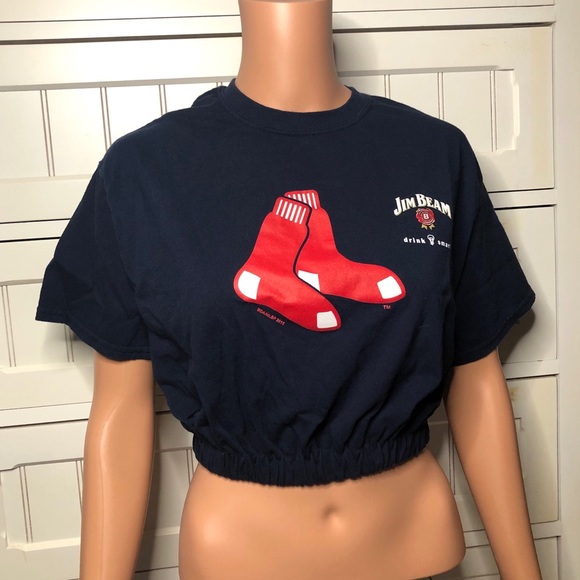 Gildan Tops - Red Sox crop top